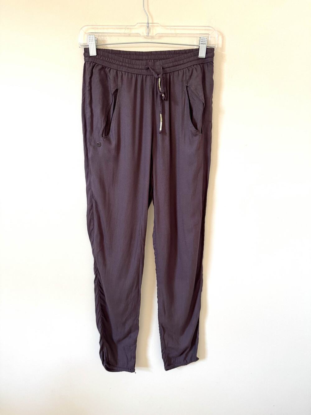 Roxy Boho Pull On Elastic Waist Lightweight Pants Joggers Gray Size Small